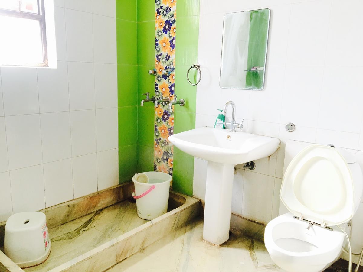 ניו דלהי Parkash Bed And Breakfast מראה חיצוני תמונה