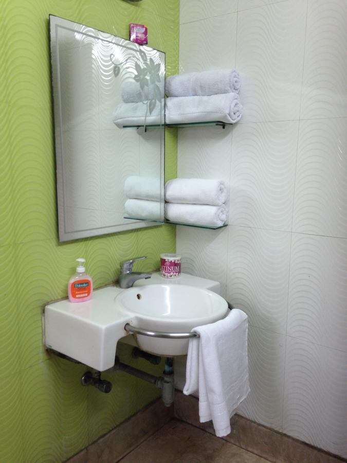 ניו דלהי Parkash Bed And Breakfast מראה חיצוני תמונה