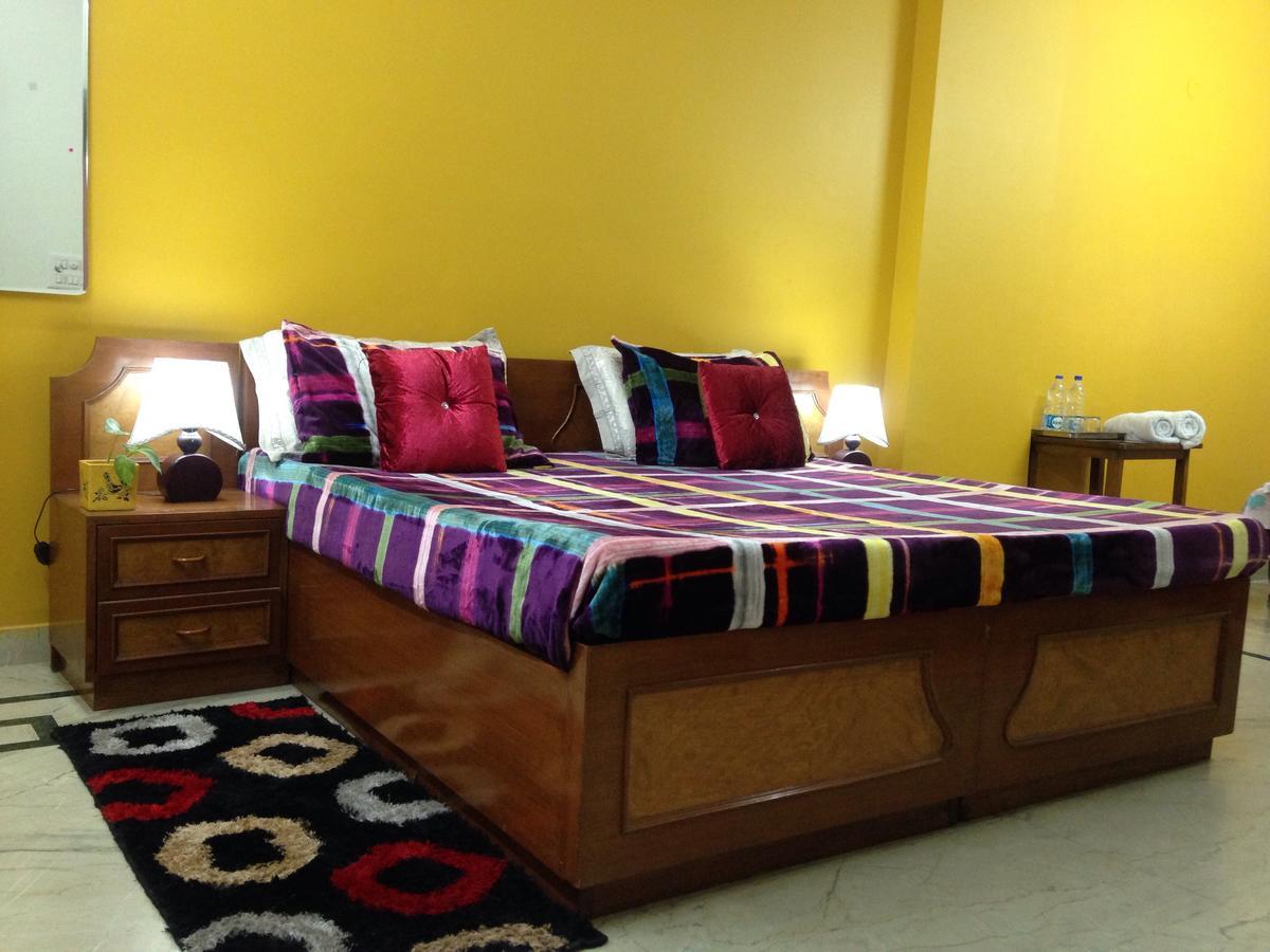 ניו דלהי Parkash Bed And Breakfast מראה חיצוני תמונה